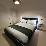 Demar 4* ساليرنو